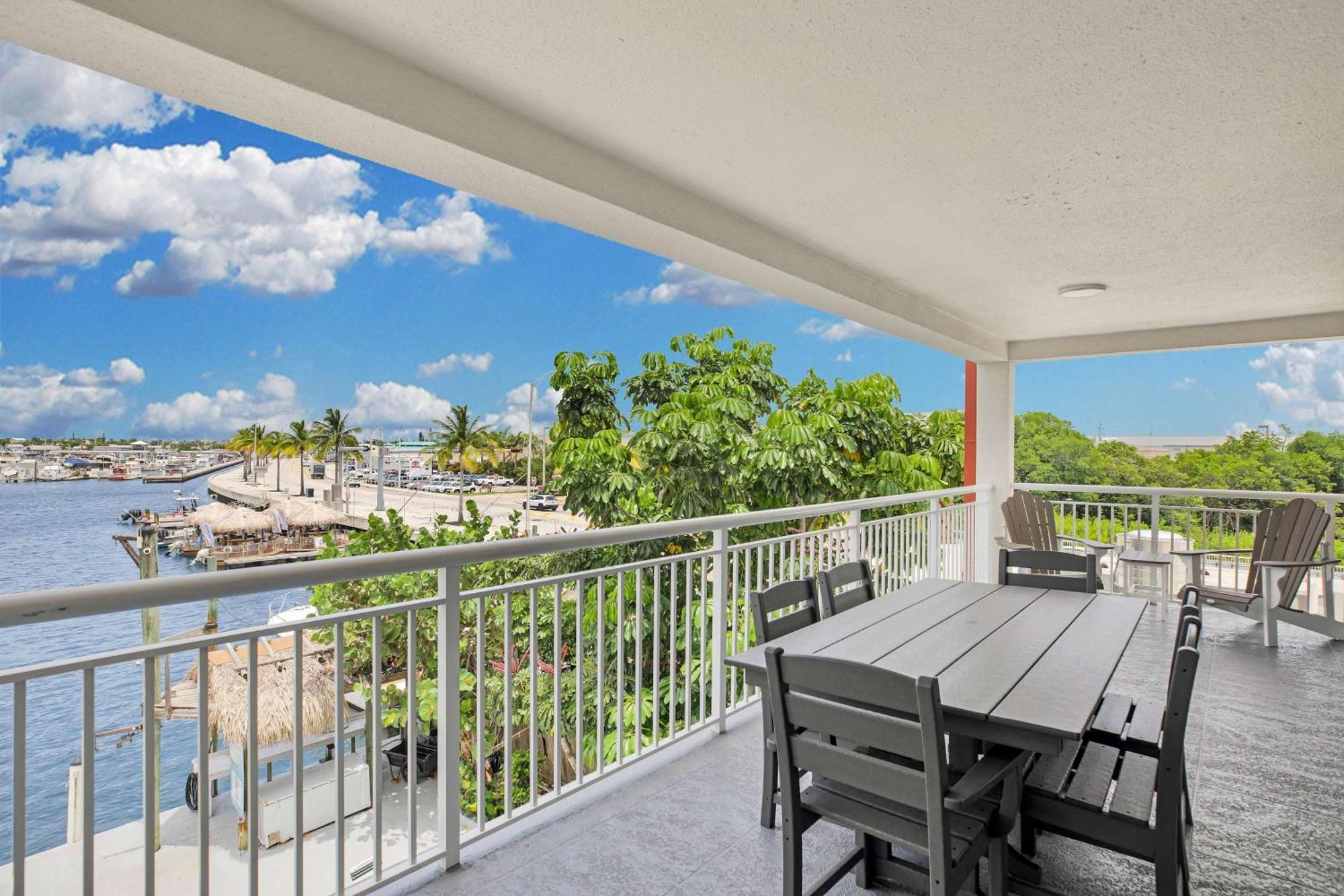 Eleuthera - 2X2 Fully Updated Old Town Waterfront Corner Condo Key West Exterior foto